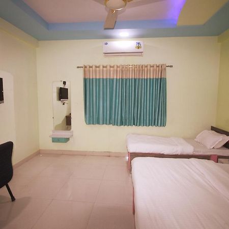 Hotel Somnath Sagar Екстериор снимка
