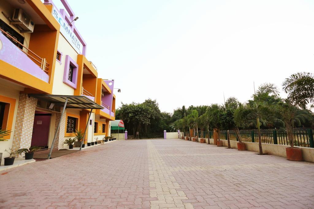 Hotel Somnath Sagar Екстериор снимка