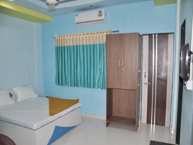 Hotel Somnath Sagar Екстериор снимка